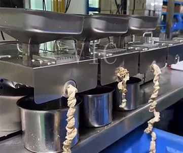 9 set di piccole presse per olio in acciaio inossidabile con 110 V 60 Hz pron...